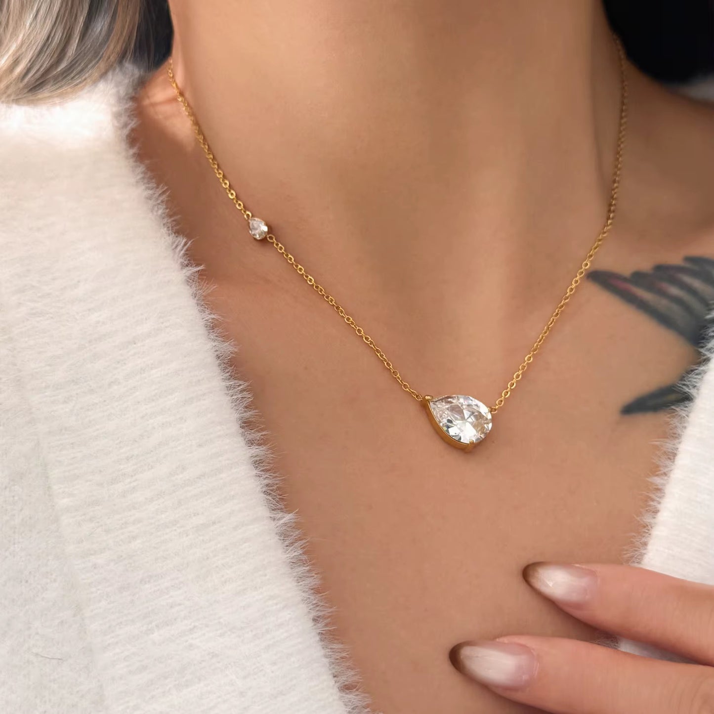 Boho Tear Zircon Collarbone Necklace – 18K Gold Plated ✨