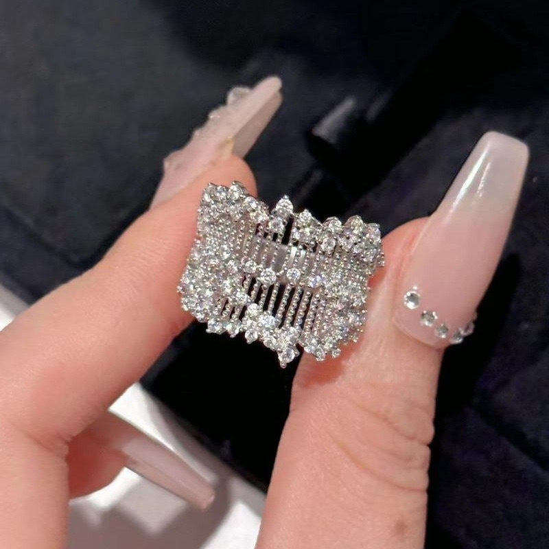 Lace Wave Zircon Statement Ring