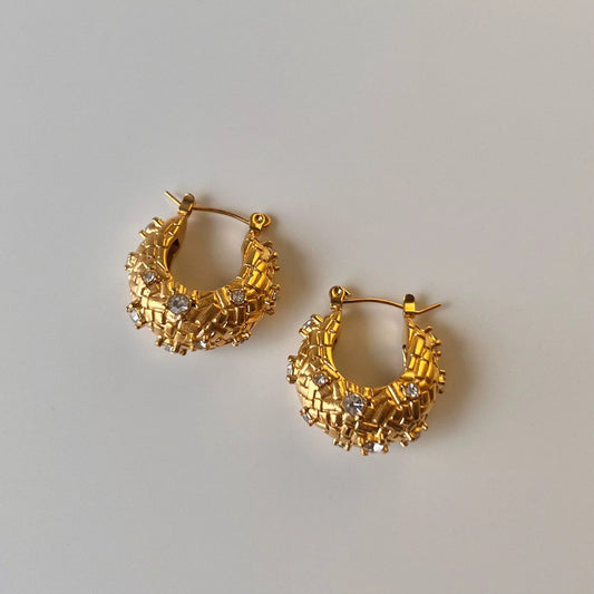 Vintage Textured Gold Hoop Earrings - Zircon Molten Court Style Huggie