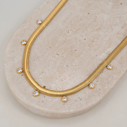 Vintage Herringbone Zircon Dangle Choker – 18K Gold Plated Elegance ✨