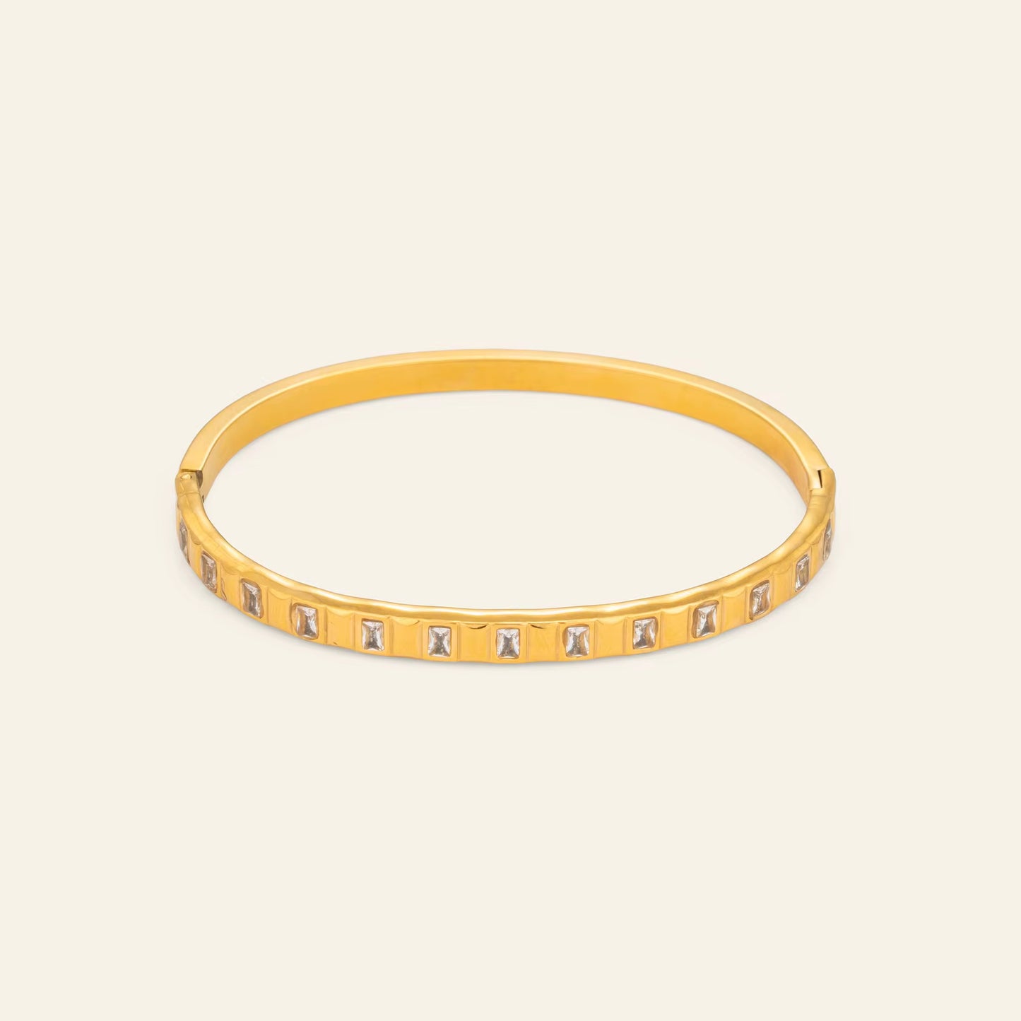 Vintage Rectangular Bar Zircon Bangle – 18K Gold Plated ✨