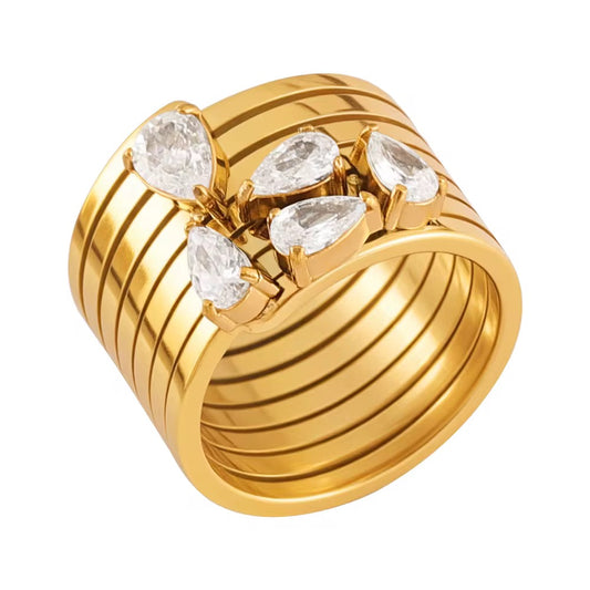 Butterfly Wing Zircon Statement Ring – 18K Gold Plated ✨